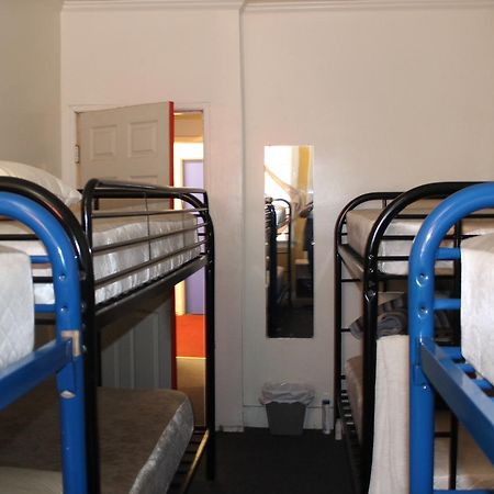 Hollywood Highland Hotel And Hostel Лос Анджелис Екстериор снимка