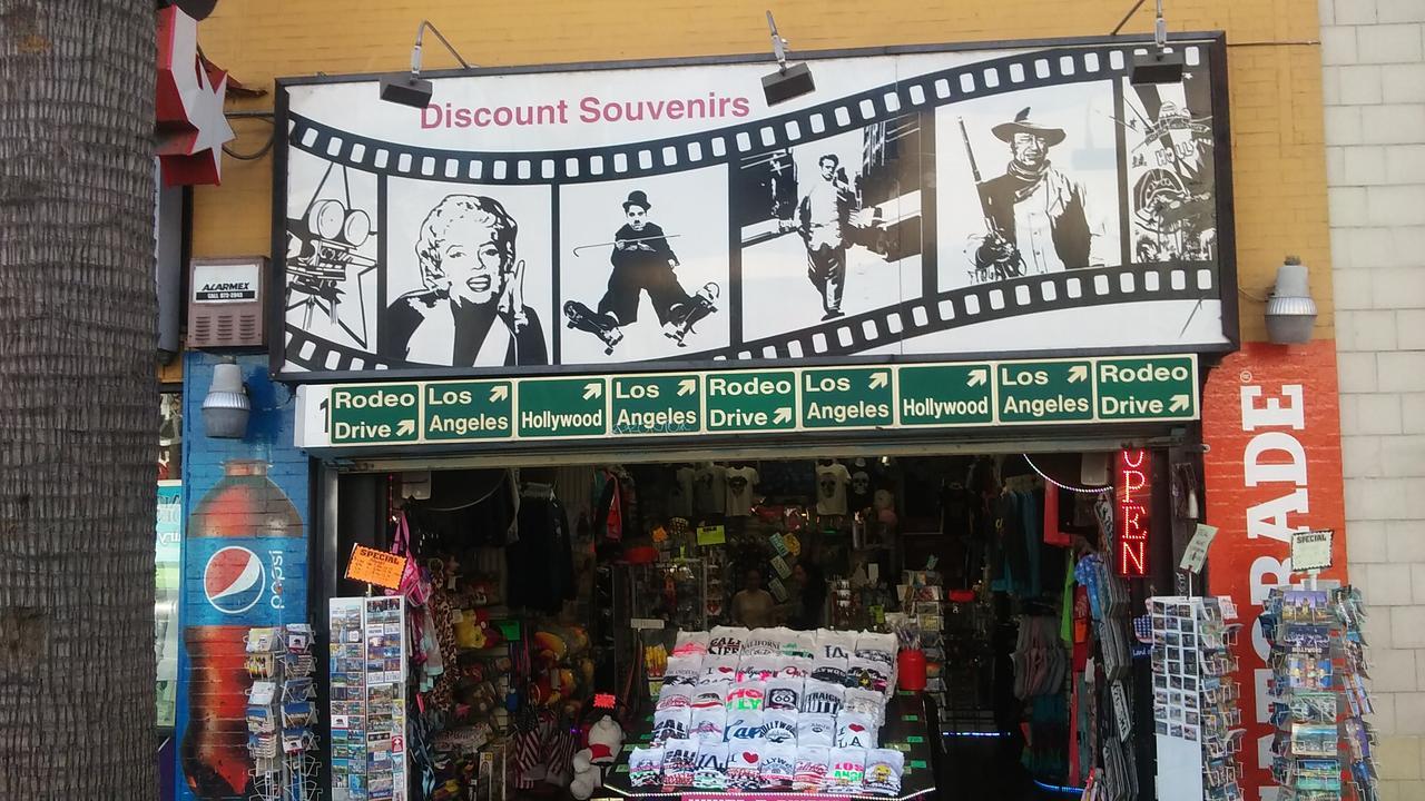 Hollywood Highland Hotel And Hostel Лос Анджелис Екстериор снимка